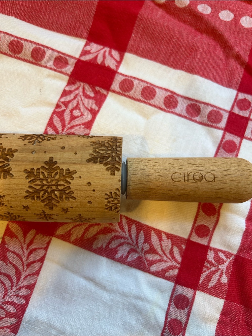 Snowflake embossed rolling Pin - Picture 5 of 9